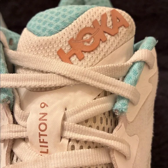 HOKA CLIFTON 9 - WHITE AND LIGHT BLUE - with BOX - Picture 4 of 15